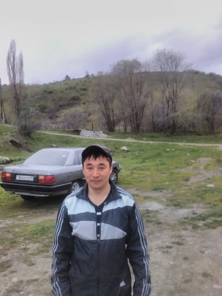  18926336  Nurlan, 46 ,    