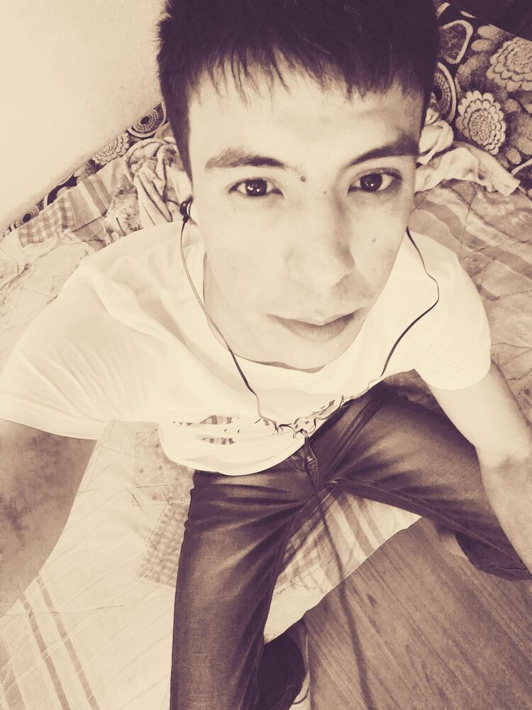  25554796  IImronbek, 24 ,    