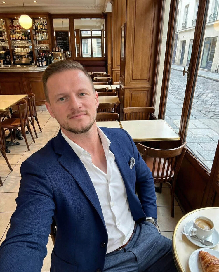 ���� 56235226 ������� ������, 35 ���, ���� ���������� � �����������