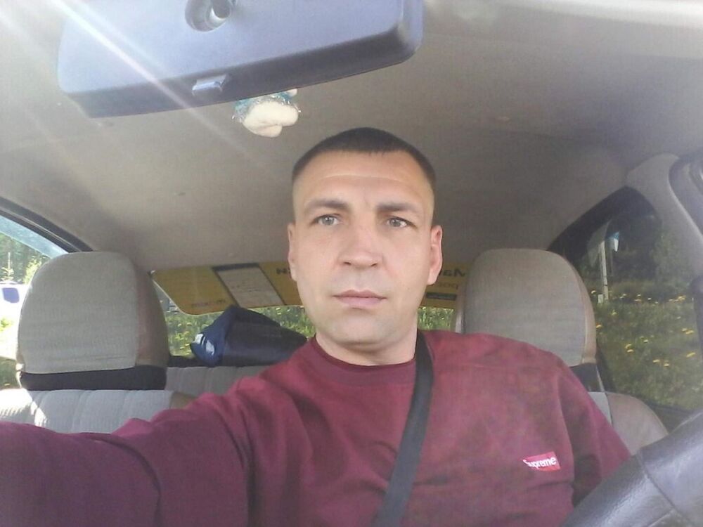  21455946  , 52 ,    