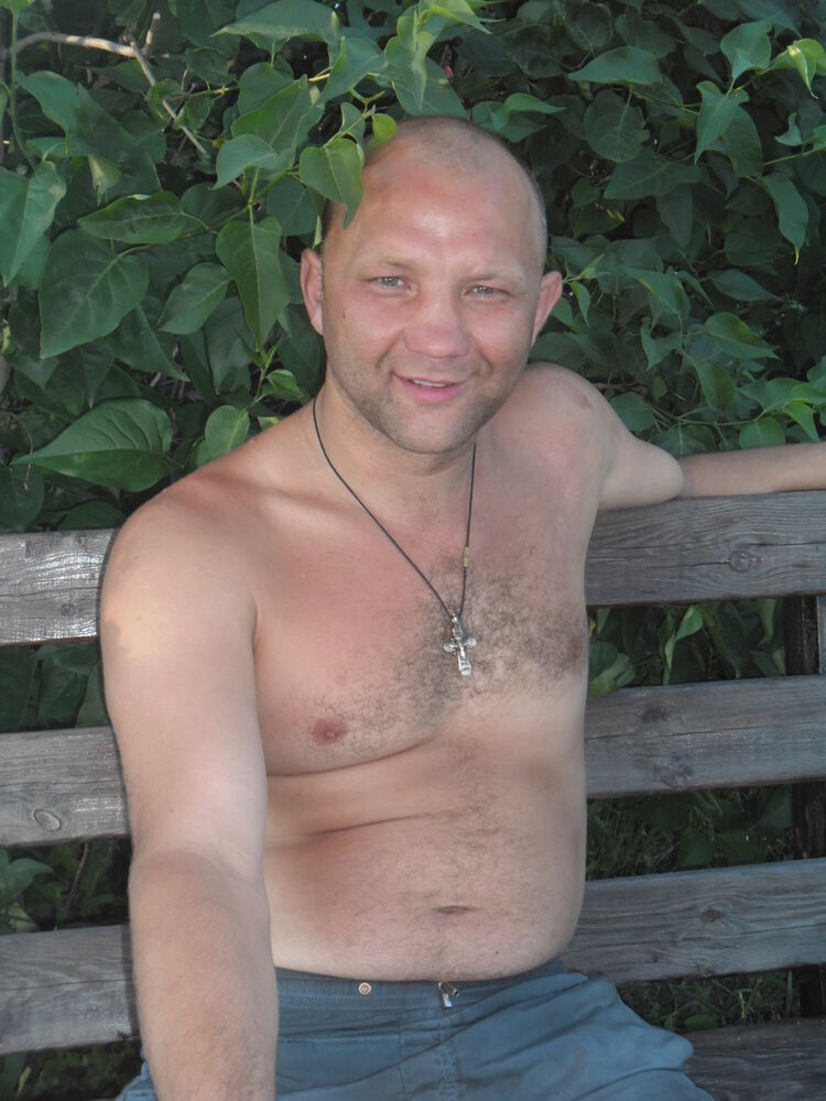  4034866  Voldemar, 47 ,    