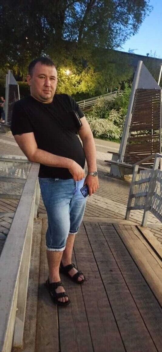  28100536  Sergey, 33 ,    