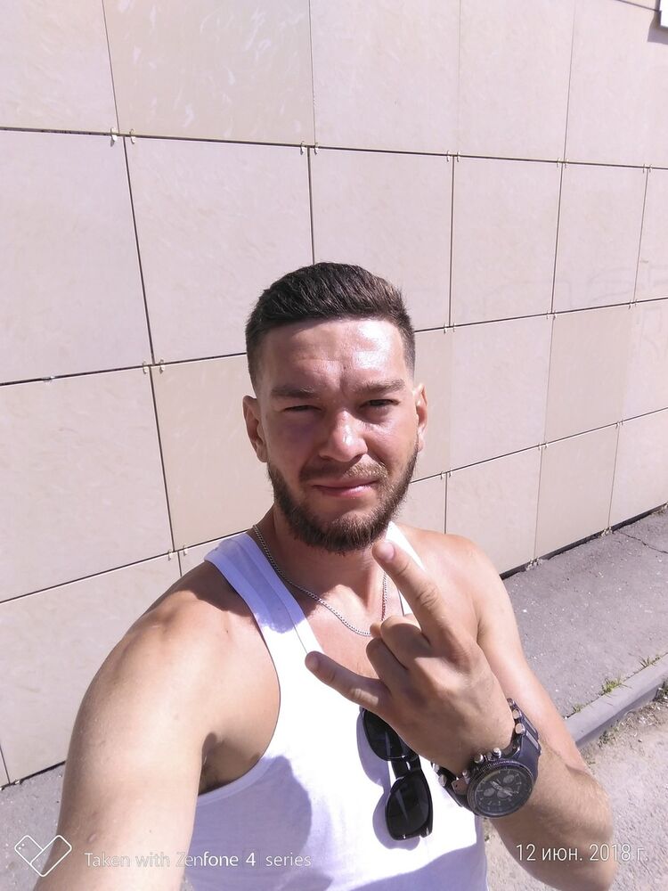  ,   Vitalik, 34 ,   