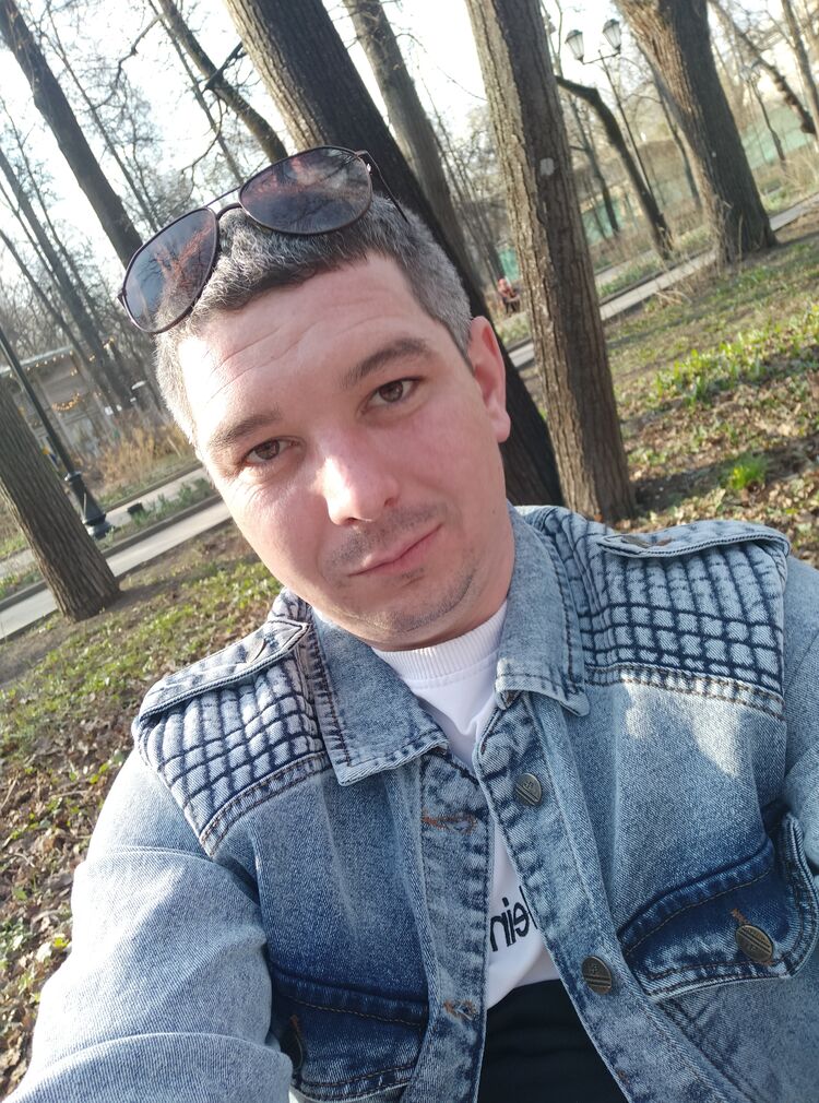  33973066  Sergey, 31 ,    