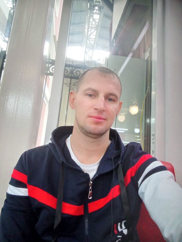  ,   Oleg, 41 ,   ,   , c 