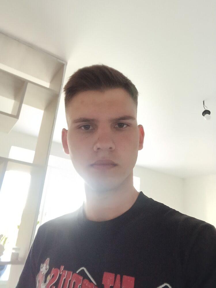  35293486  , 20 ,    