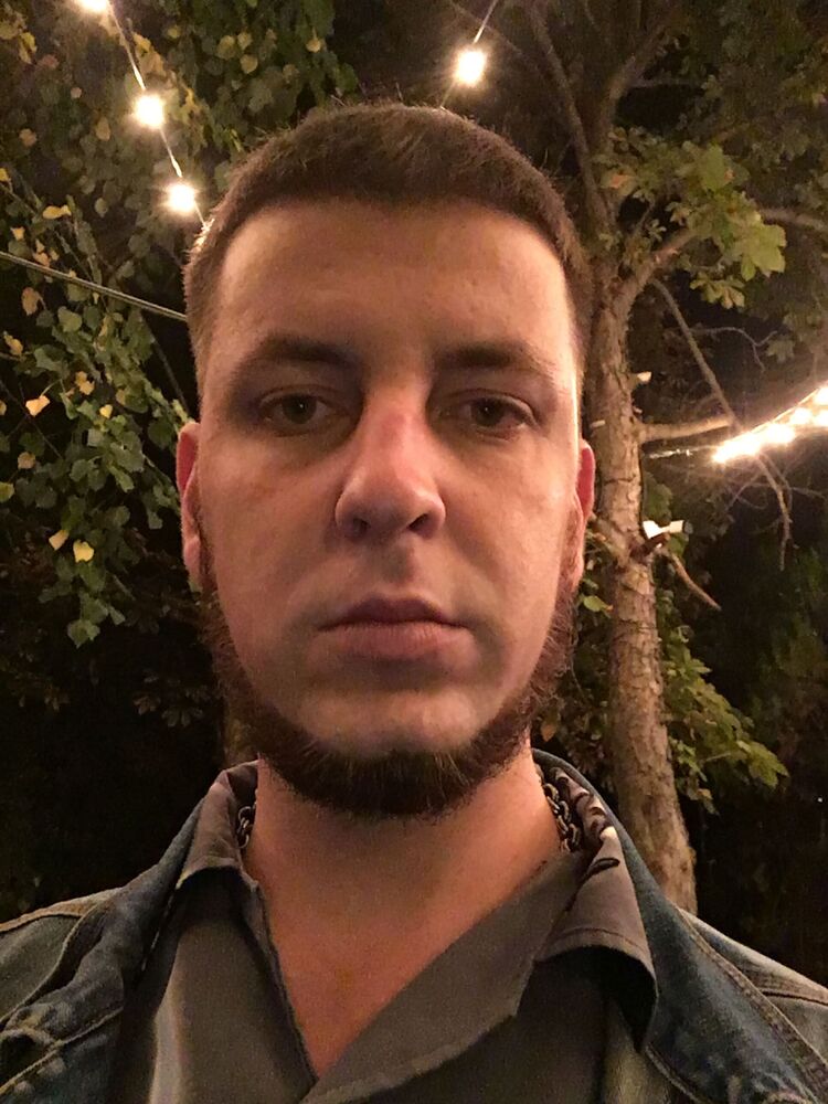  48228176  , 32 ,    