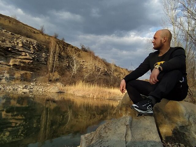  45777706  Artem, 26 ,    