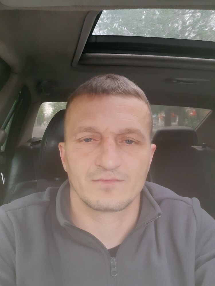  52919036  , 38 ,    