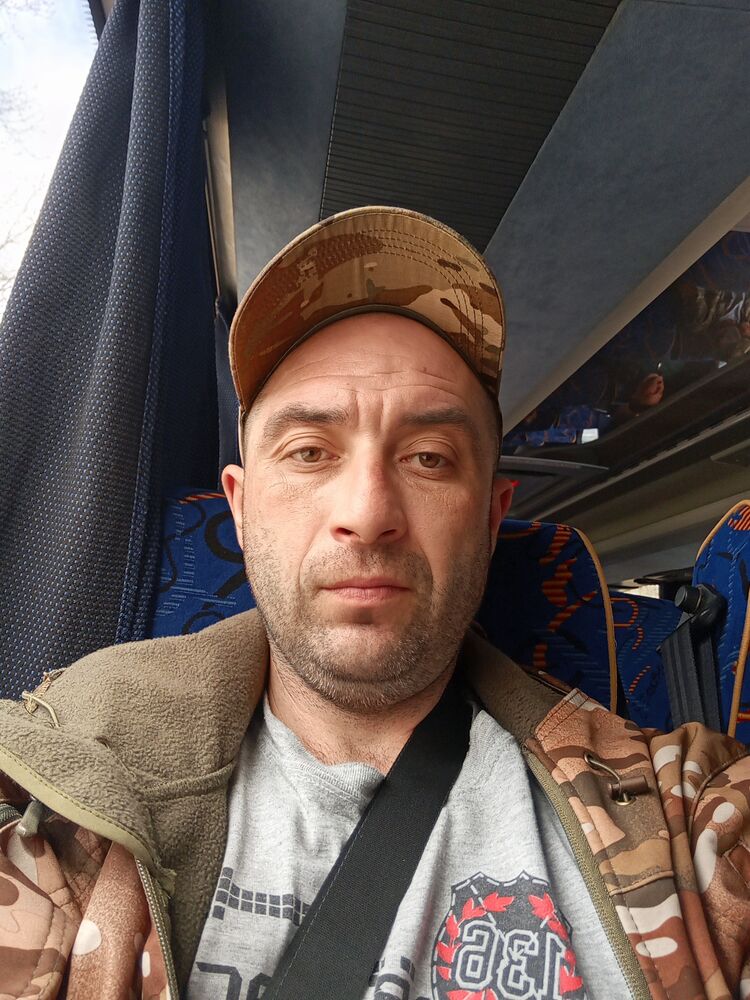  42655746  , 39 ,    