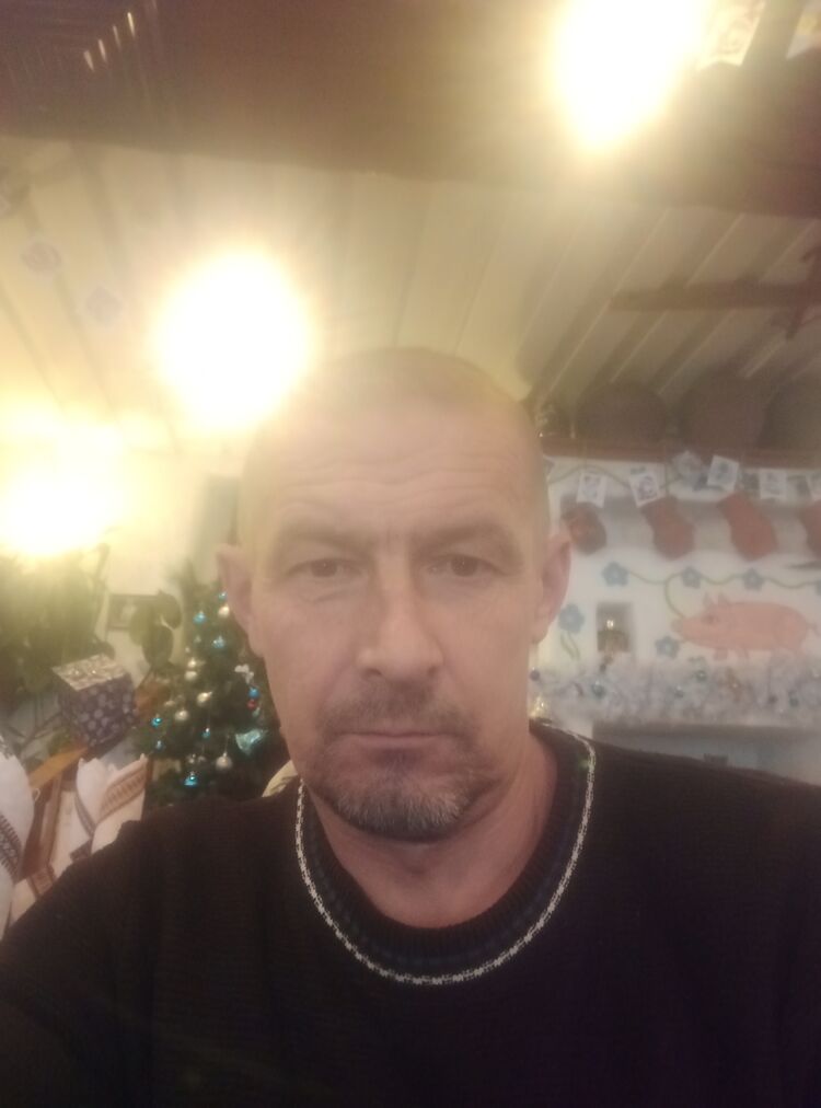  41045076  , 48 ,    