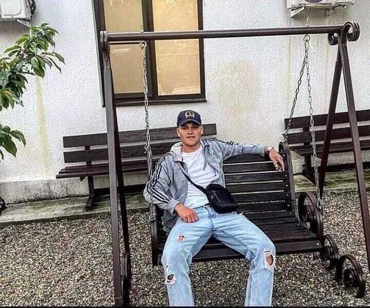  ,   , 24 ,   ,   