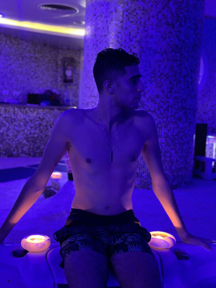  ,   Omar, 26 ,   ,   , c 