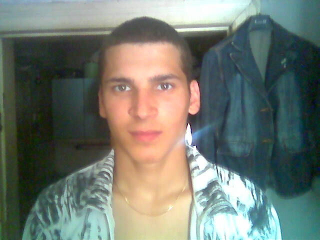  7725026  Kaspar, 38 ,    