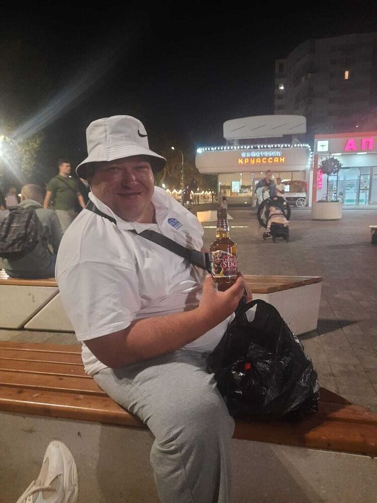  ,   Sergei, 41 ,   ,   , 