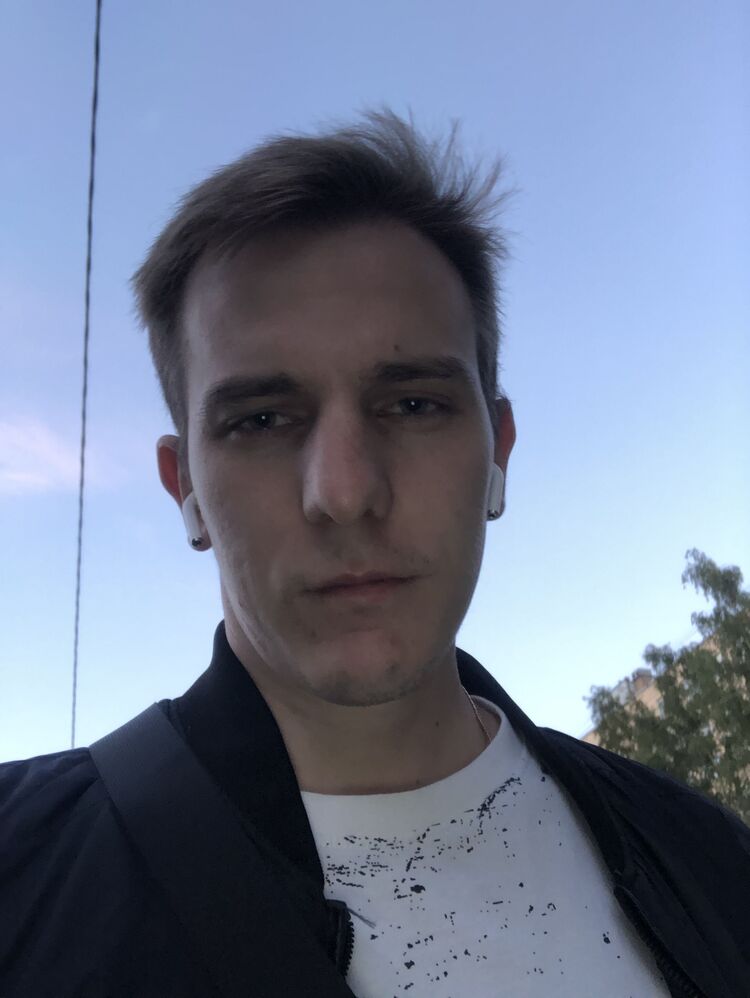  44310586  , 26 ,    