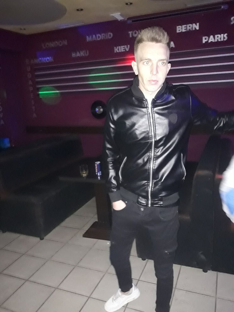  14485316  Guzic Adrian, 31 ,    