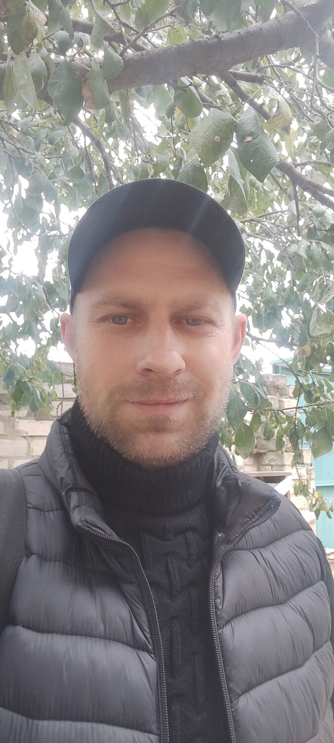  ,   Evgenij, 34 ,   ,   