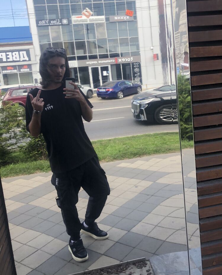  36521896  , 20 ,    