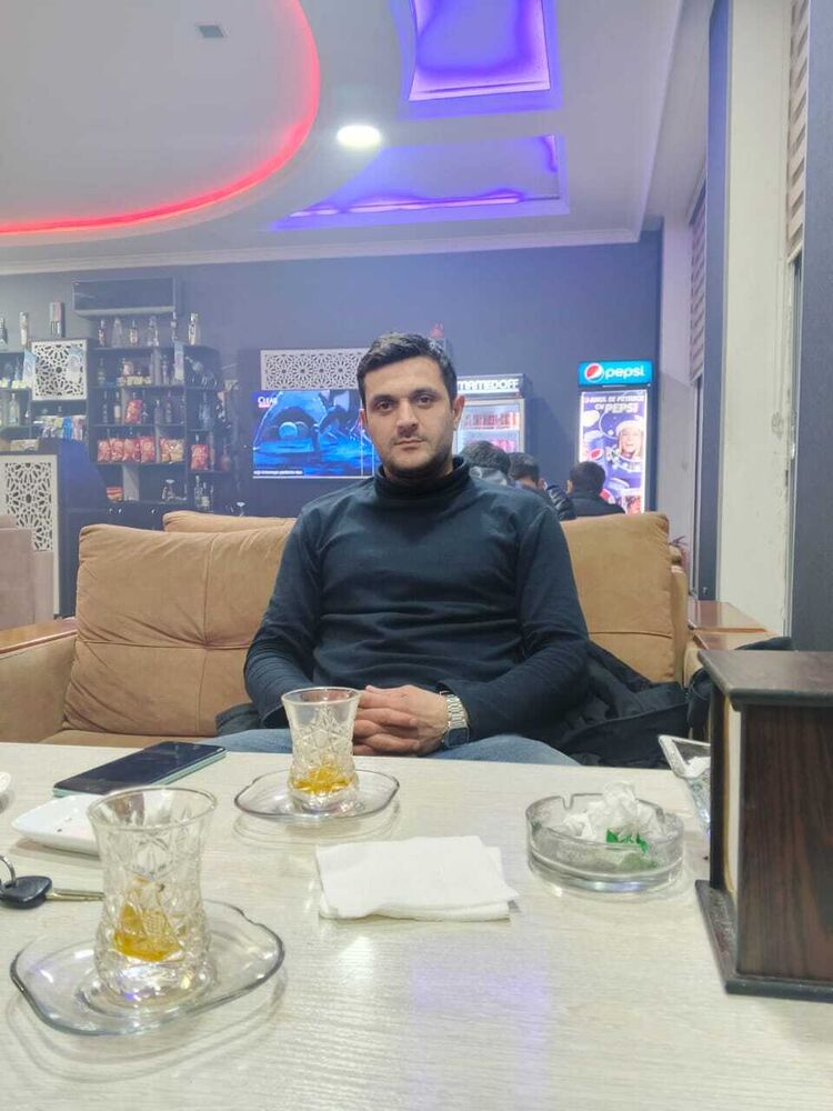  51939786  Hamid, 33 ,    Herceg-Novi