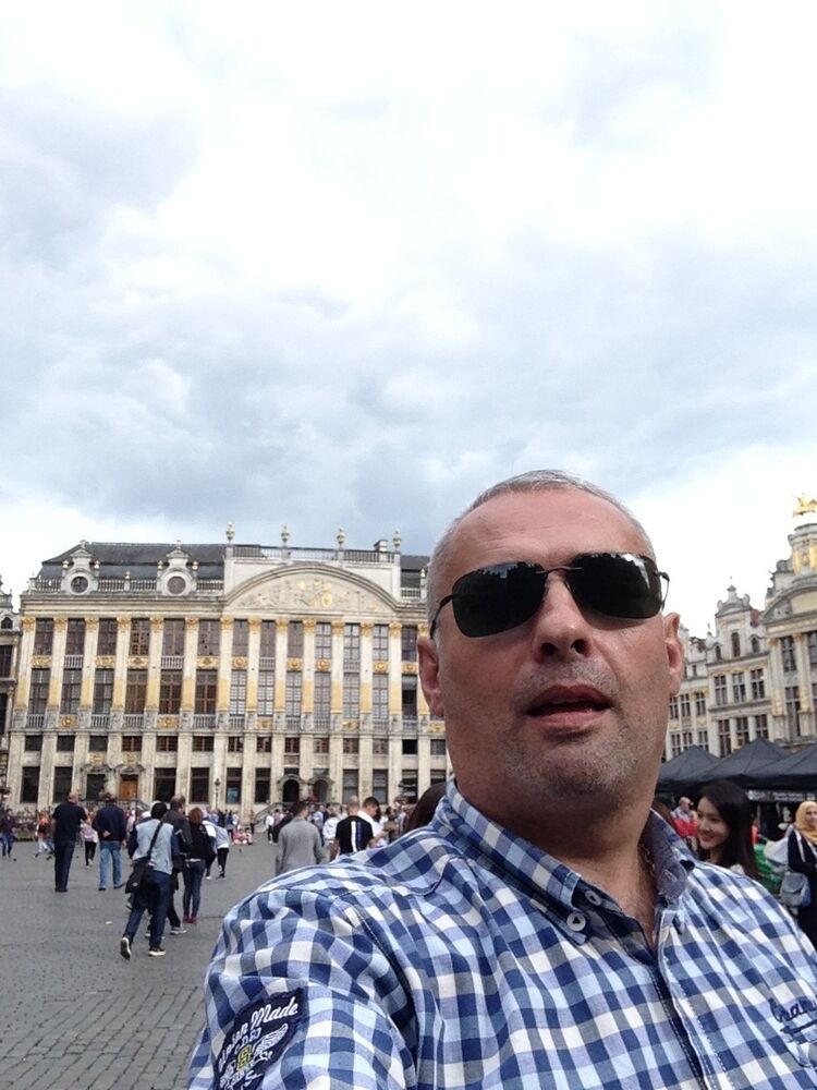  ,   Zaal, 52 ,   
