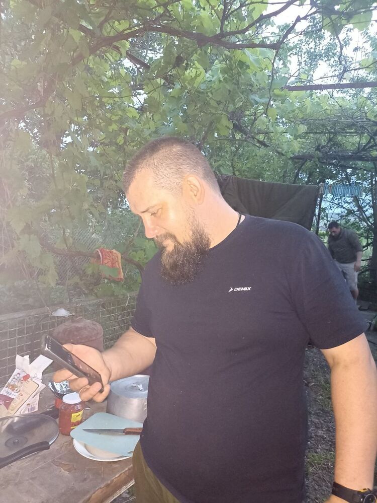  35552556  Alexandr, 37 ,    