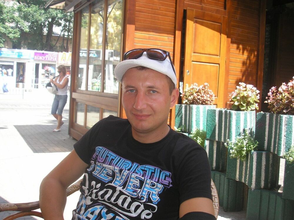  ,   Garik, 40 ,   , 