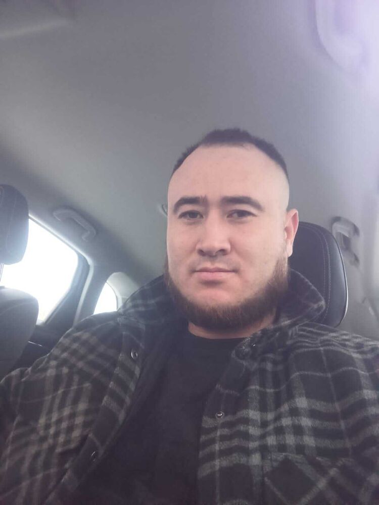  43584776  Doni, 36 ,    