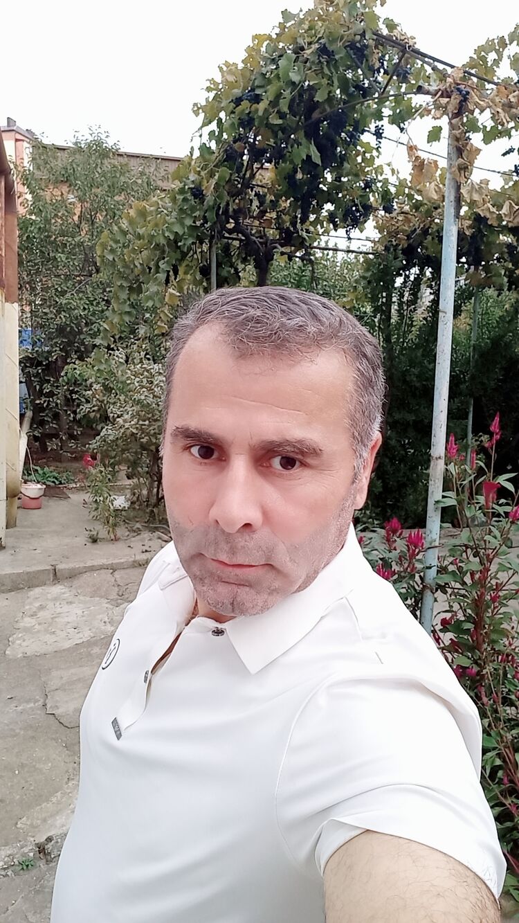  47865896  Roma, 44 ,    