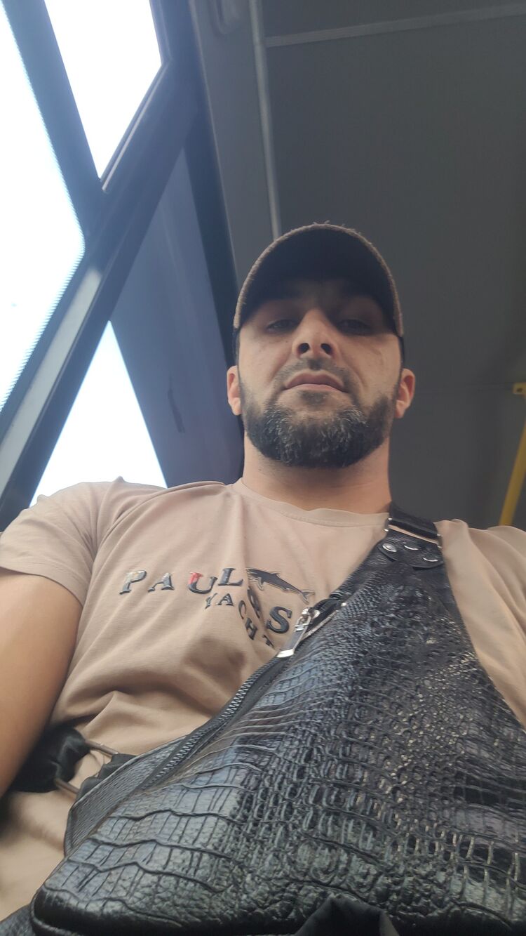  ,   R R R, 37 ,  