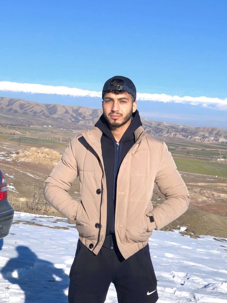  45632986  Vasif, 27 ,    