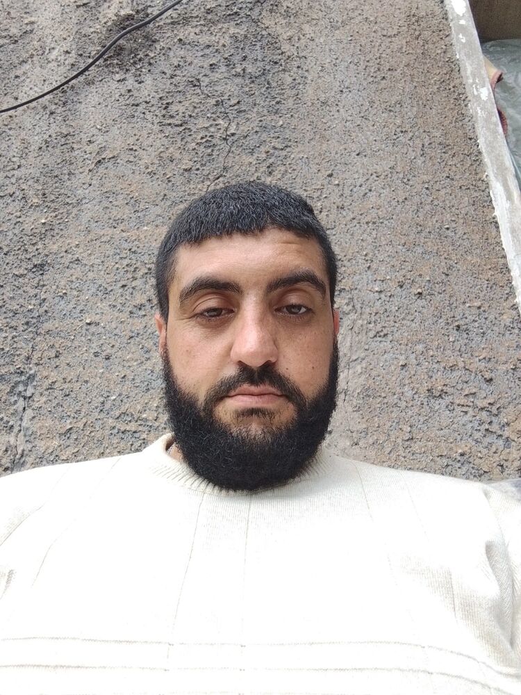  53836376  , 33 ,    --