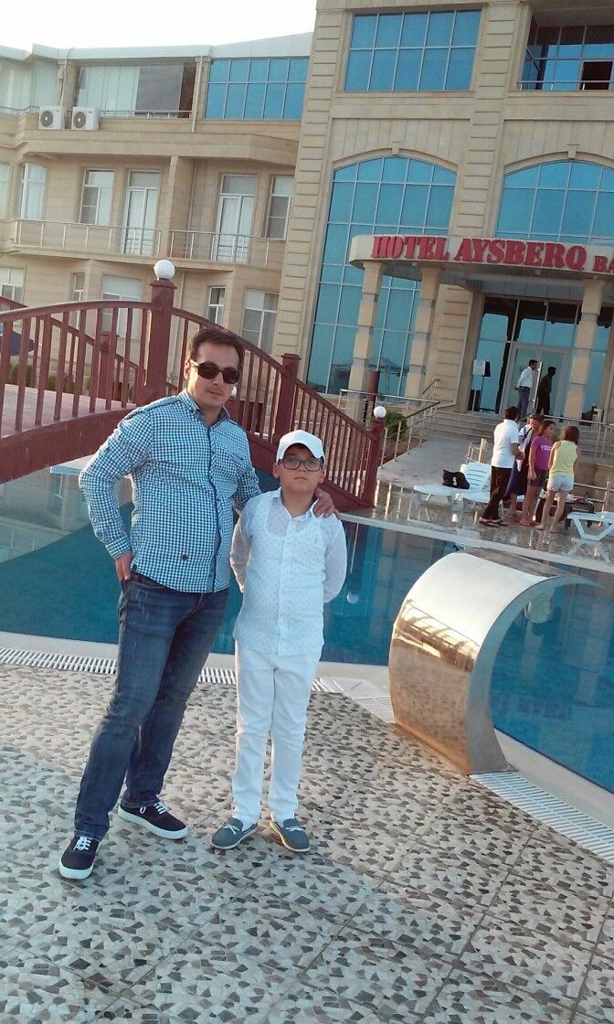  6430256  Mehrab, 50 ,    