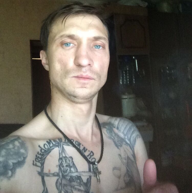  42083536  , 40 ,    