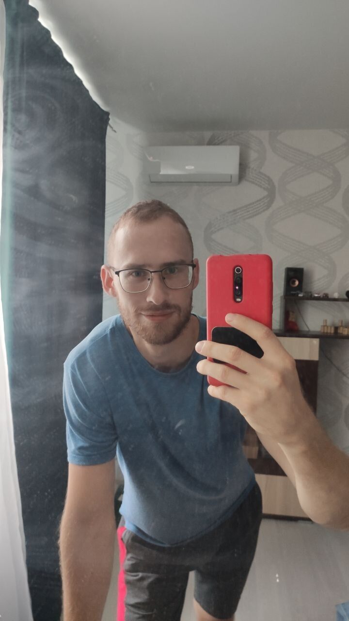  37701826  , 28 ,    