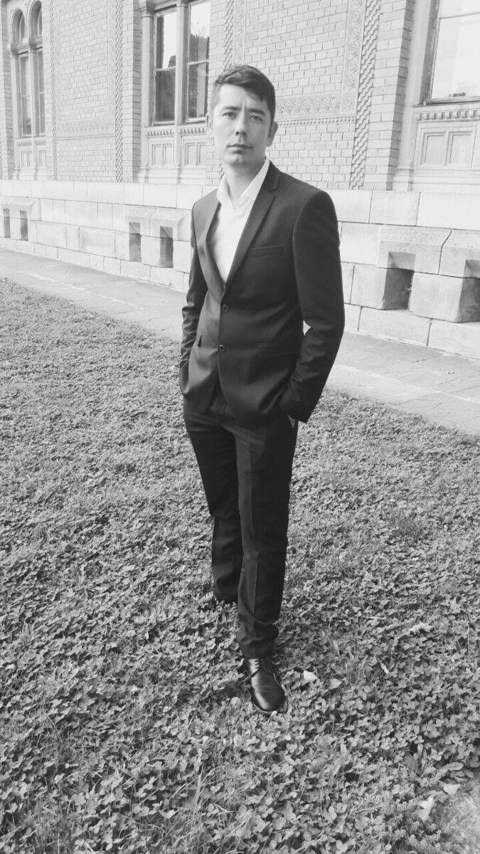  11613656  Andrei, 31 ,    