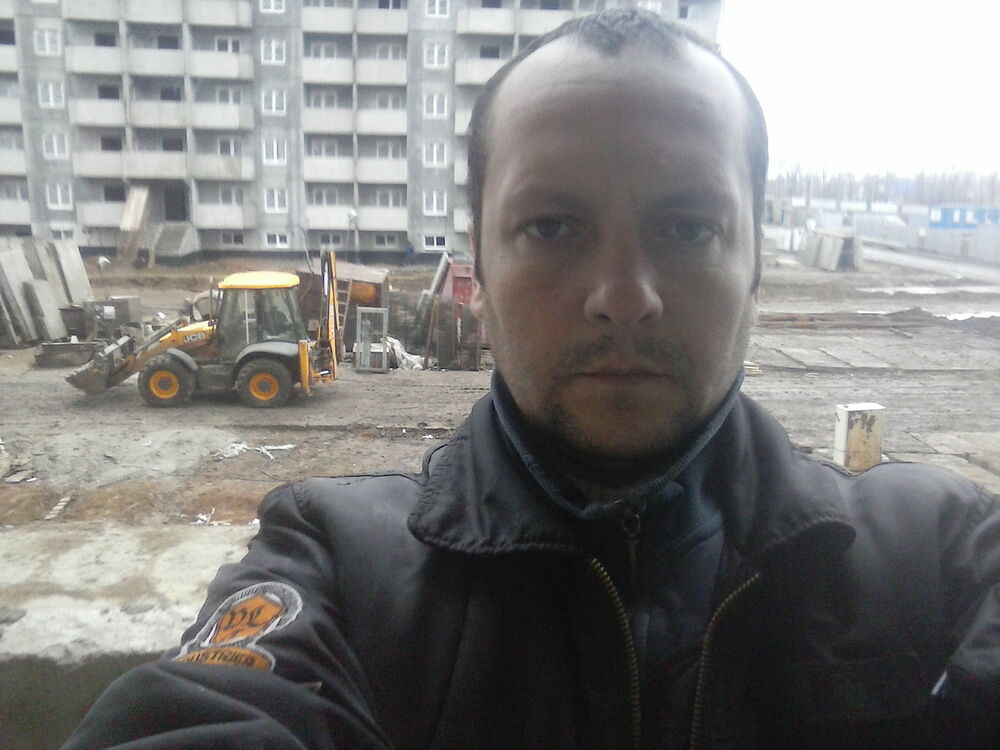  --,   , 39 ,  