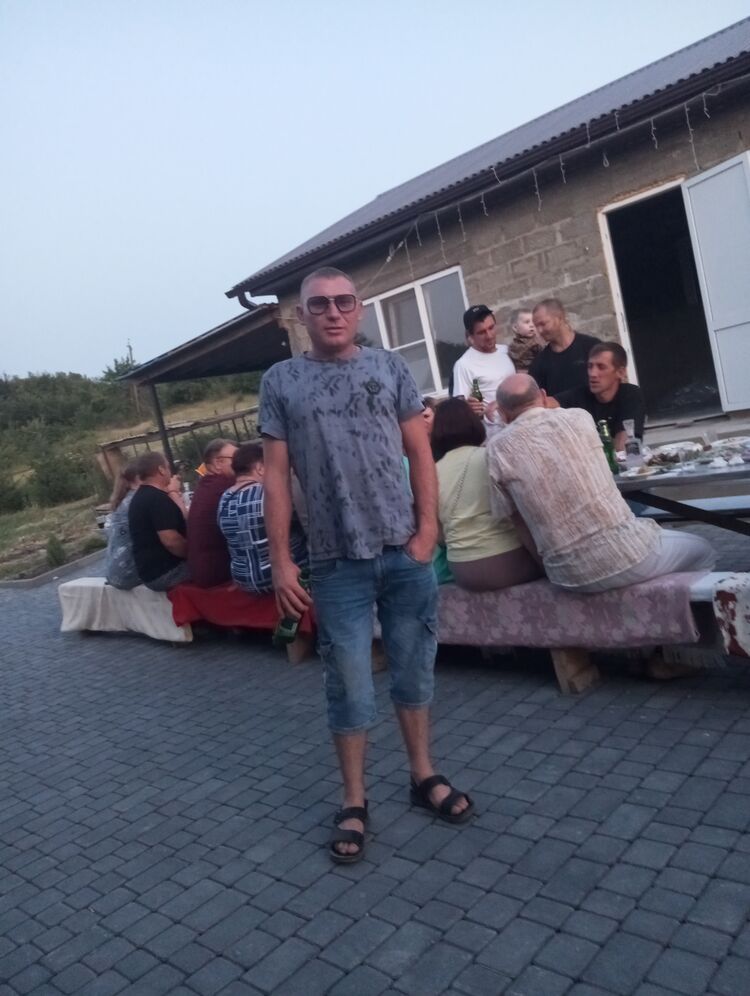  44559306  , 34 ,    