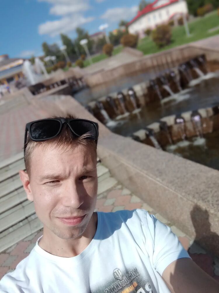  39166966  Sergey, 26 ,     