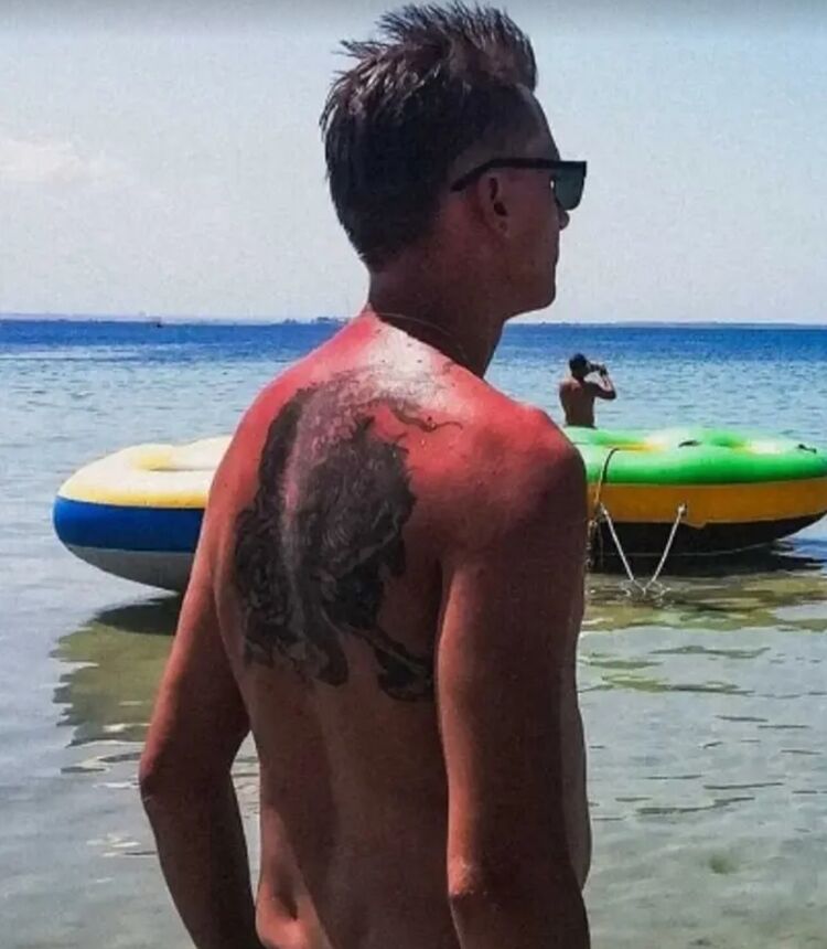  26811616  Edvard, 32 ,    