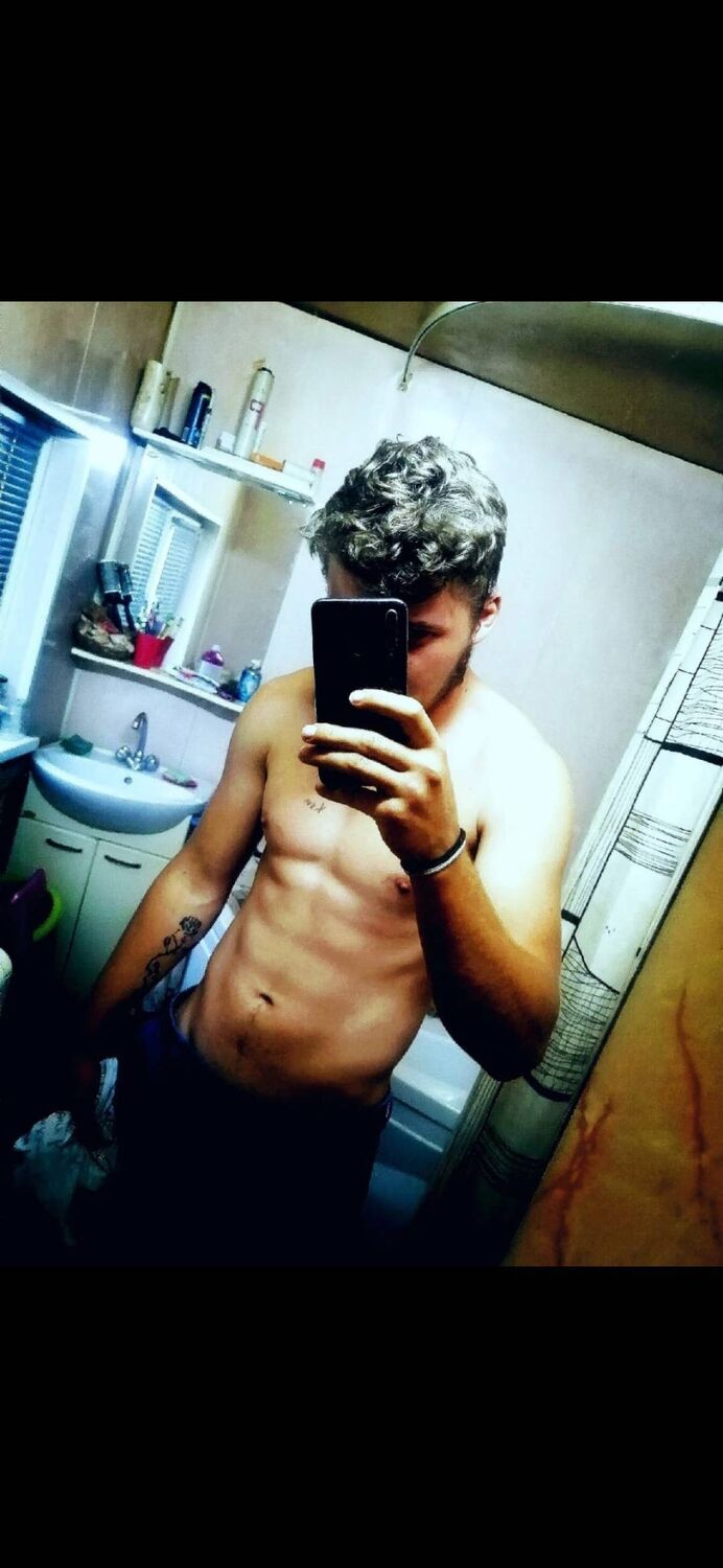  32441066  , 23 ,    