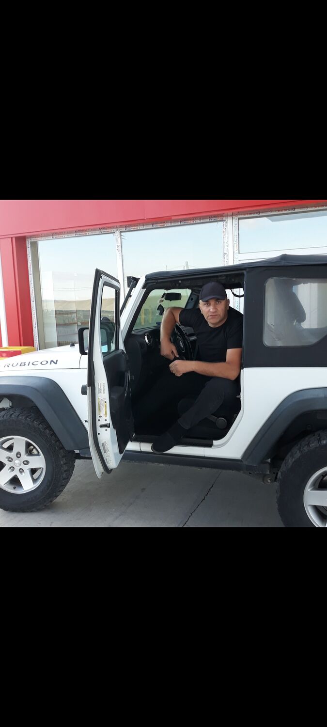  53639896  Oganes, 43 ,     