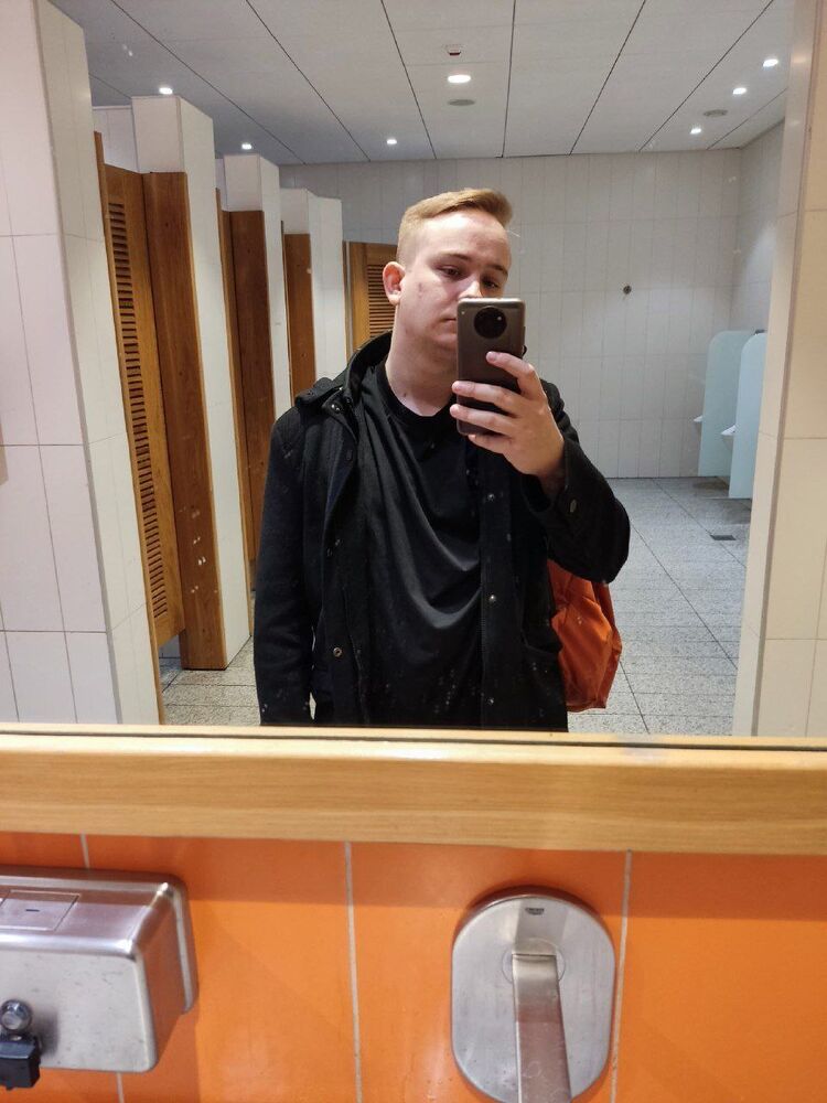  34723026  , 28 ,    