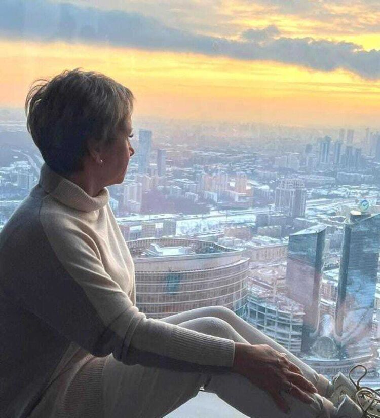  53649466  Natali, 48 ,    