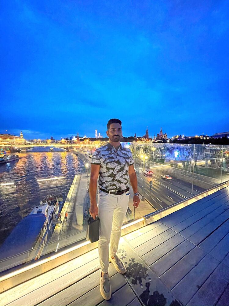  ,   Emre, 30 ,   ,   , c , 