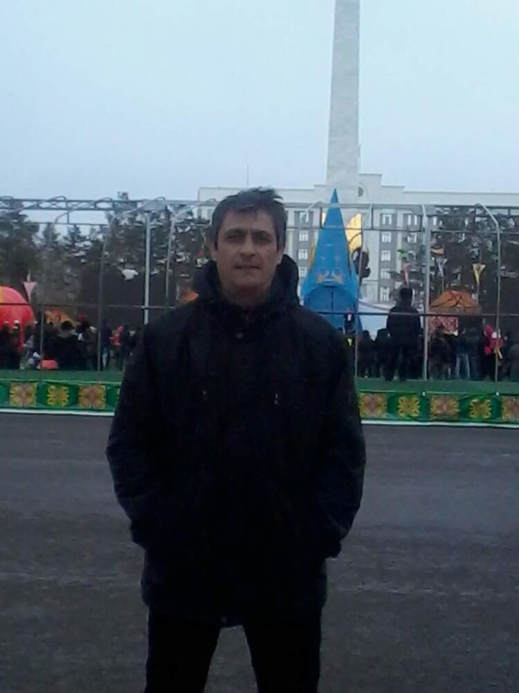  50146486  Barat, 52 ,    