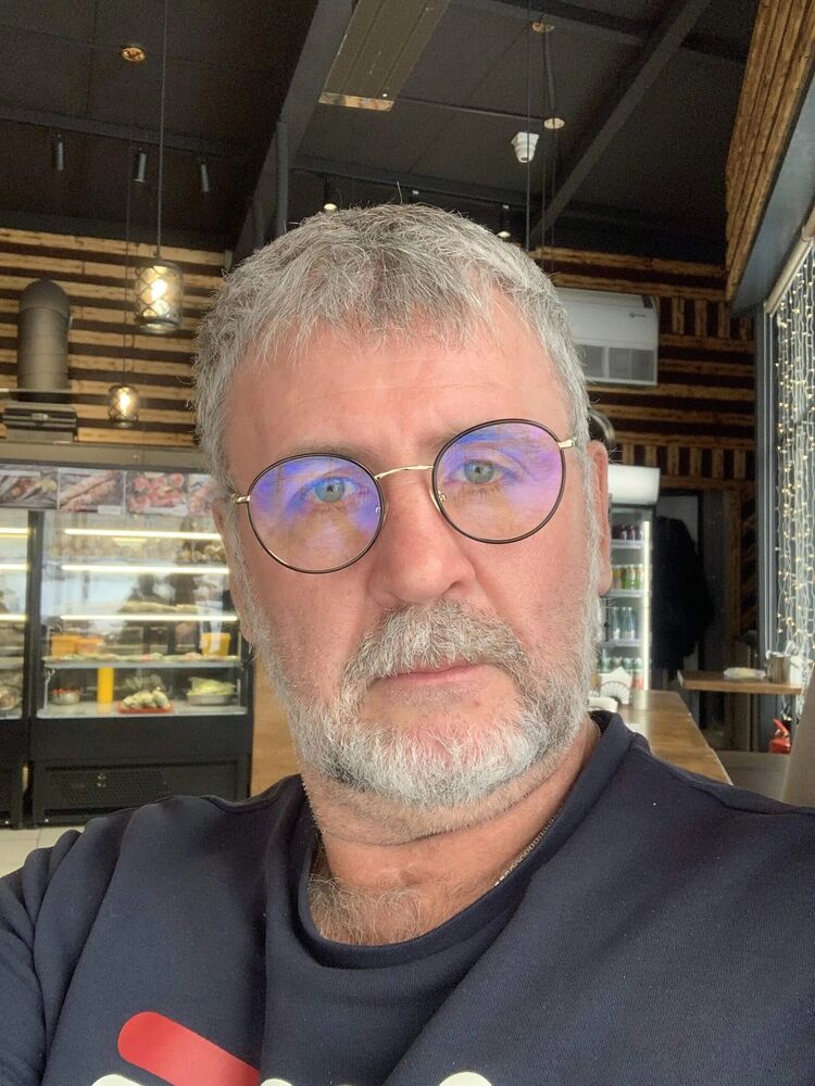 ���� 52823786 ������� �����, 54 ����, ���� ���������� � �����������