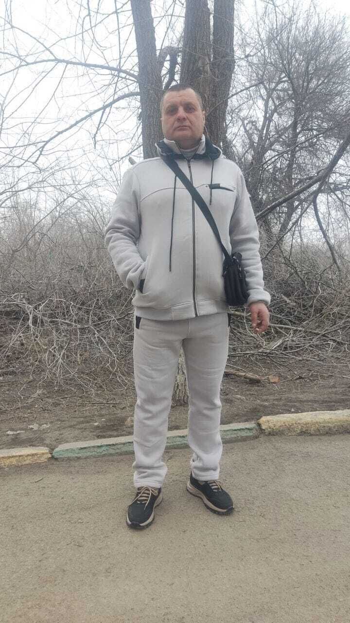  41904516  , 40 ,    