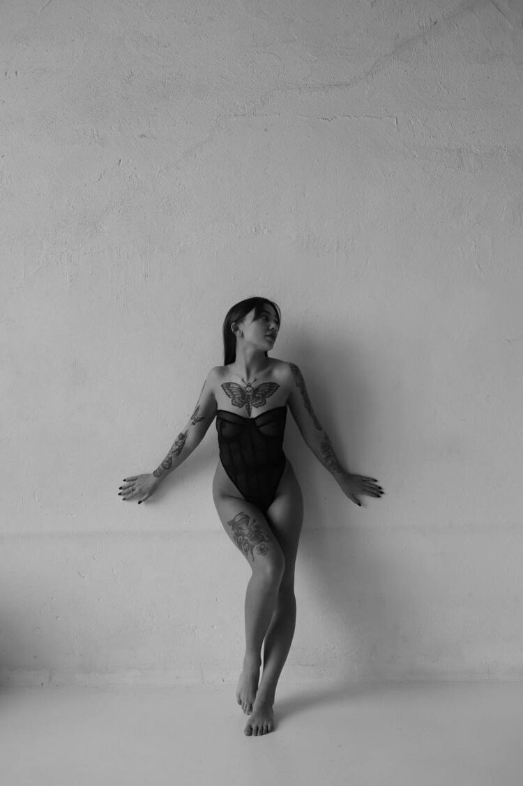  48122516  Masha, 25 ,    