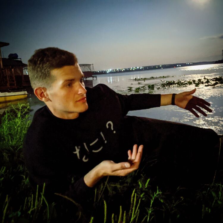  ,   Igor, 26 ,   ,   , c , 